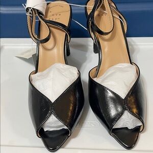 Black Ankle Strap Heels w memory foam Sz. 8 NEW